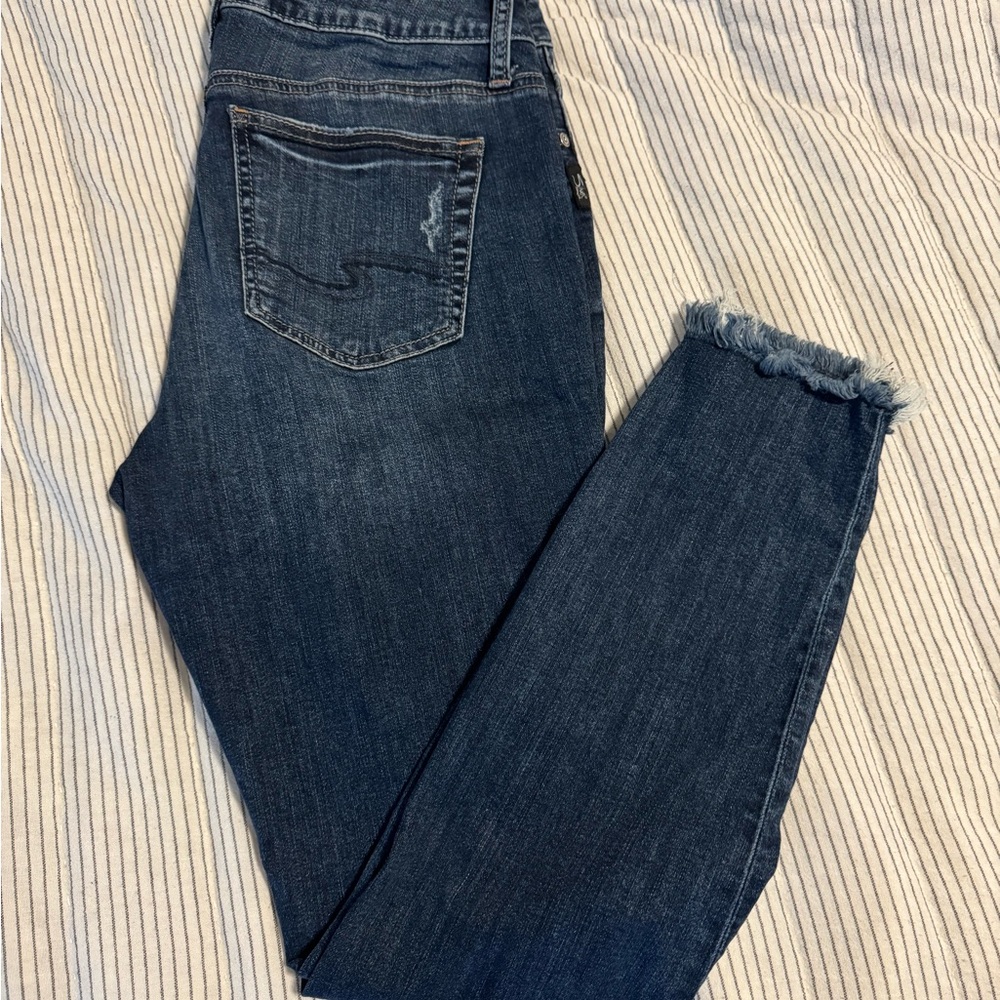Silver Jeans Suki Skinny - Distressed